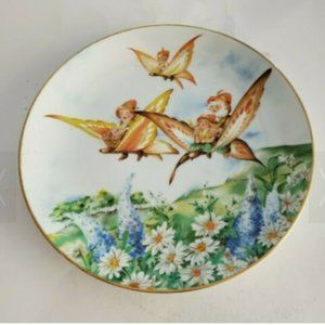 Woodmere "Off to the Picnic" Collector Plate